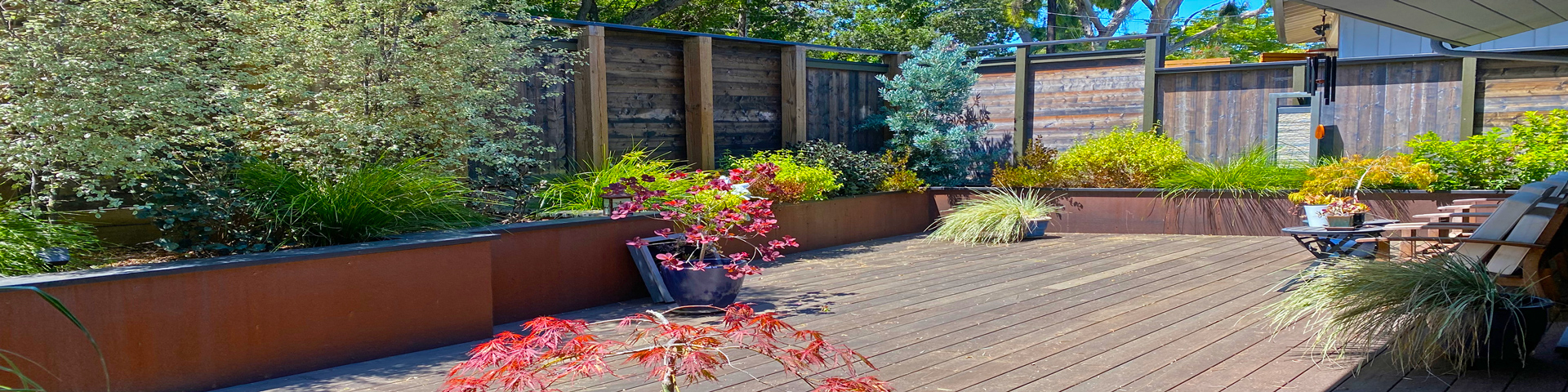 Montclair Modern Deck